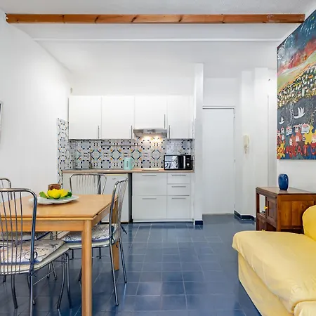 Апартаменты Taormina Comfy - A Few Steps From The Маццео