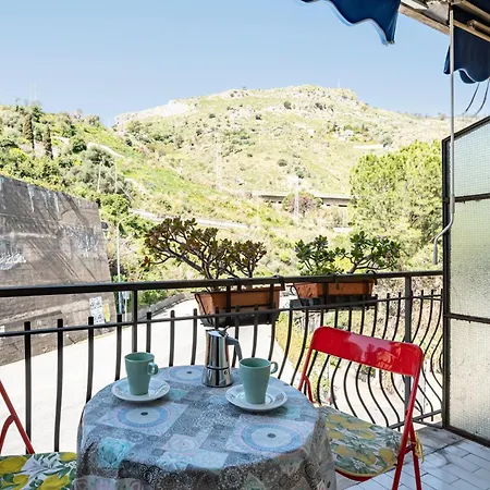 Taormina Comfy - A Few Steps From The Маццео